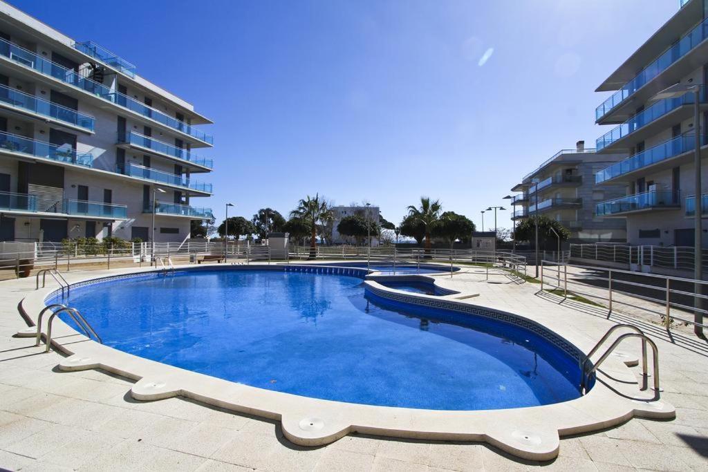 Augusta Beach Apartment Cambrils Ngoại thất bức ảnh